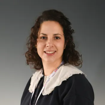 Cristina Vazquez, отоларинголог Cristina Vazquez, отоларинголог