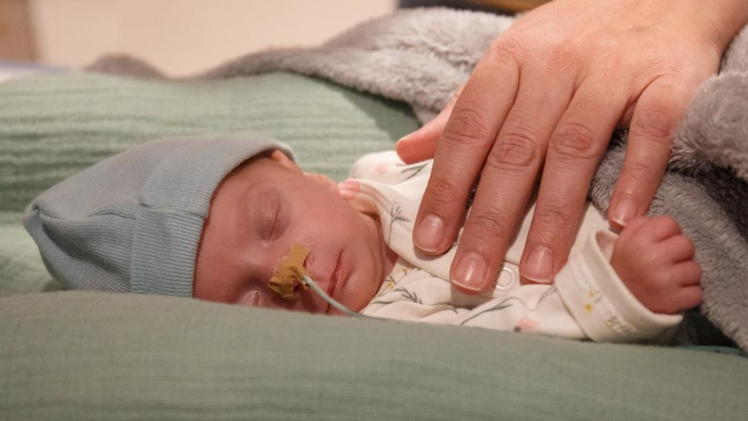 Bebé atendido en el Hospital Sant Joan de Déu