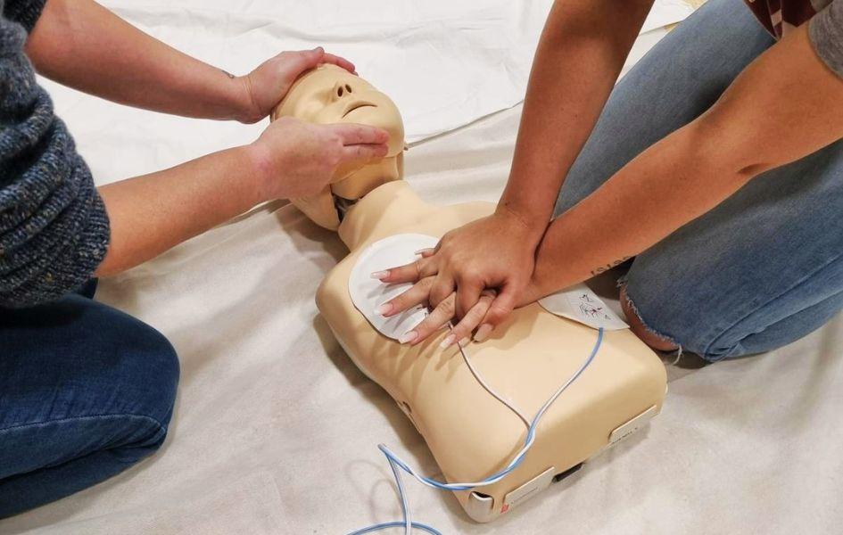 Taller primers auxilis presencial Taller primers auxilis presencial