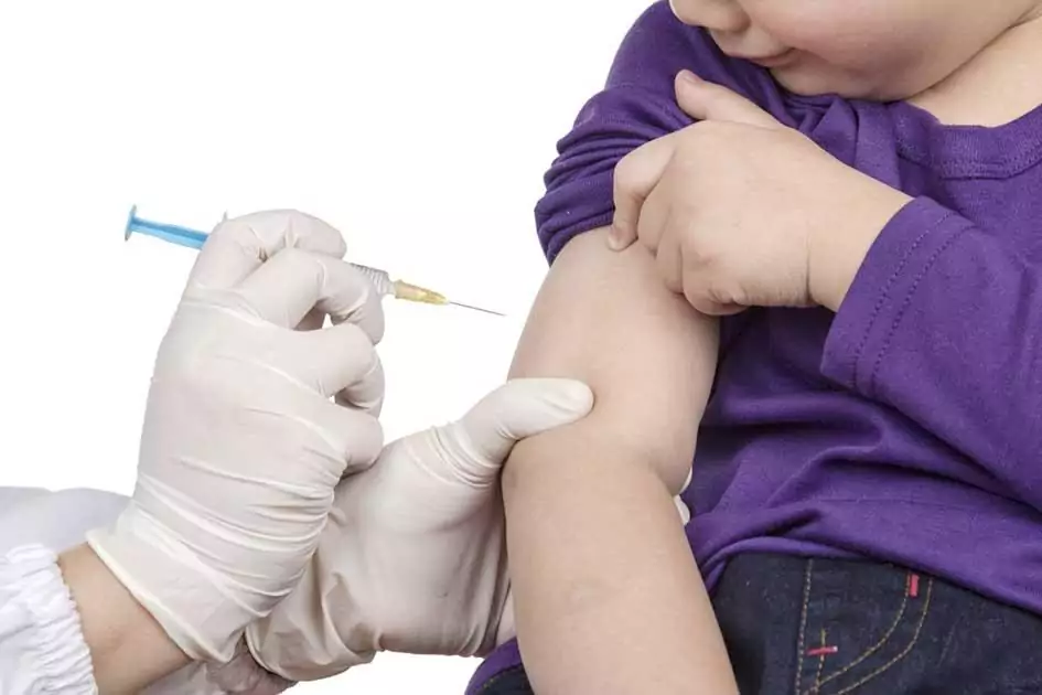 10 ложных мифов о прививках. Защитите своих детей!