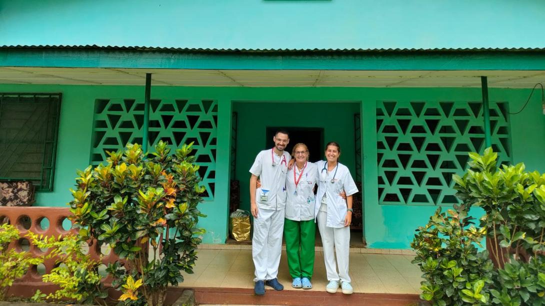 Residentes cooperantes en el Hospital de Sierra Leona