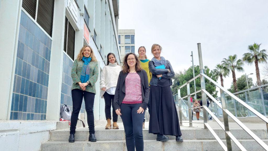 Team of researchers from the Institut de Recerca Sant Joan de Déu (IRSJD), the Bellvitge Biomedical Research Institute (IDIBELL), the Sant Pau Research Institute (IIB Sant Pau) and the UB. Team of researchers from the Institut de Recerca Sant Joan de Déu (IRSJD), the Bellvitge Biomedical Research Institute (IDIBELL), the Sant Pau Research Institute (IIB Sant Pau) and the UB.