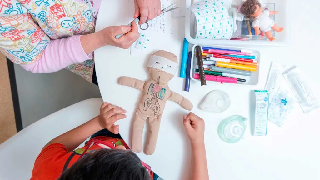 Activitats del programa Child Life Activitats del programa Child Life