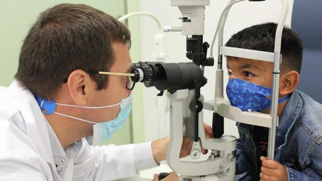 A child being treated for retinal cancer