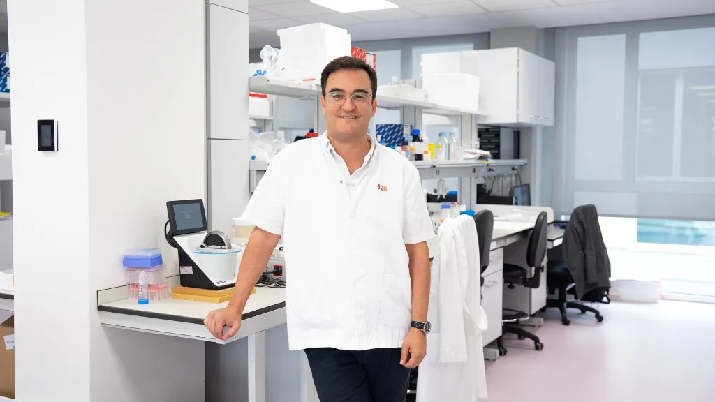 Ángel Montero, líder del grupo Tratamiento del Cáncer Pediátrico en el SJD Pediatric Cancer Center Barcelona Ángel Montero, líder del grupo Tratamiento del Cáncer Pediátrico en el SJD Pediatric Cancer Center Barcelona