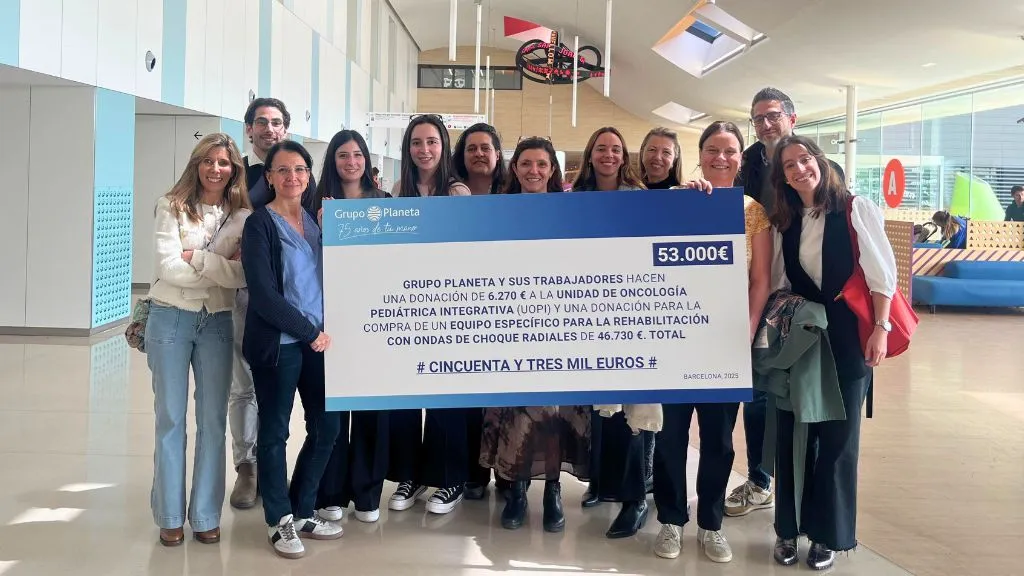 Representantes del Grupo Planeta en el Hospital Representantes del Grupo Planeta en el Hospital