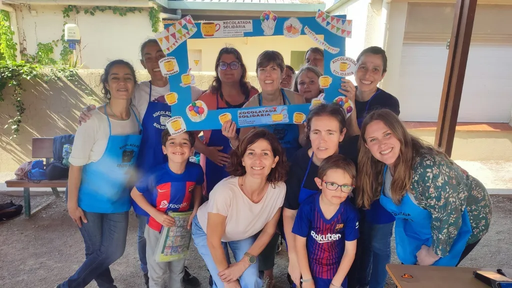 Chocolatada solidaria en la Escola Jaume Ferran i Clua Chocolatada solidaria en la Escola Jaume Ferran i Clua