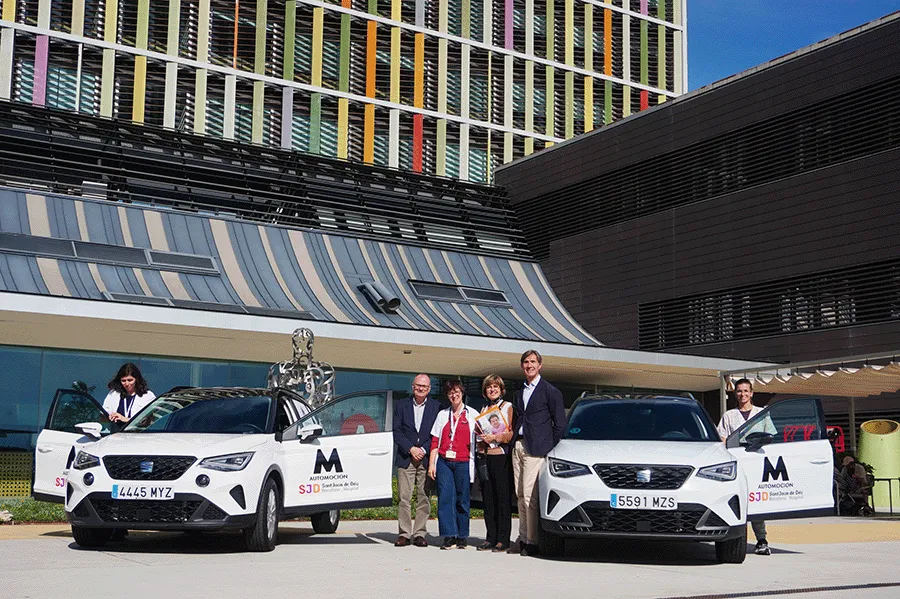 M Automóbiles en la entrega de los coches cedidos para Sant Joan de Déu Barcelona M Automóbiles en la entrega de los coches cedidos para Sant Joan de Déu Barcelona