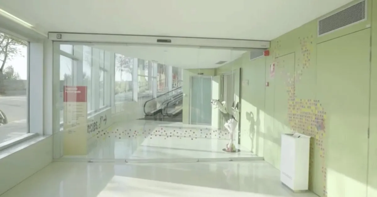 Servei d'Urgències Pediàtriques a l'Hospital Sant Joan de Déu Barcelona Servei d'Urgències Pediàtriques a l'Hospital Sant Joan de Déu Barcelona