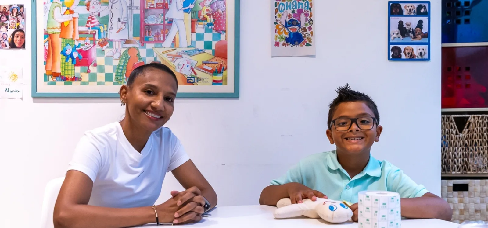 Madre e hijo, paciente internacional del Hospital Sant Joan de Déu Barcelona Madre e hijo, paciente internacional del Hospital Sant Joan de Déu Barcelona
