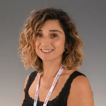 Constanza Salazar Valdebenito, farmacéutica, Hospital Sant Joan de Déu Barcelona Constanza Salazar Valdebenito, farmacéutica, Hospital Sant Joan de Déu Barcelona