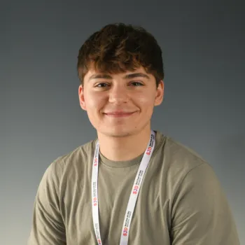 Martí Hernández, treballador social