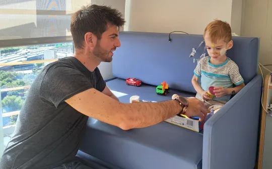 Oliver paciente neurocirugía Hospital Sant Joan de Déu Barcelona