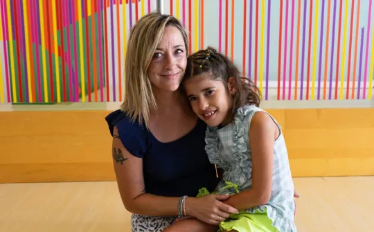 Begoña and her daughter Mara, a patient with Pitt-Hopkins syndrome.