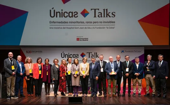 Foto de família de la segona edició d'Únicas Talks a Madrid
