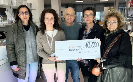 Donación de la Associació Mollet Contra el Càncer