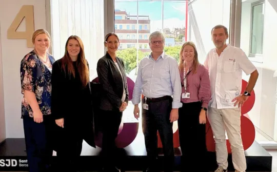 Professionals de Sant Joan de Déu i del BCC a l'Hospital