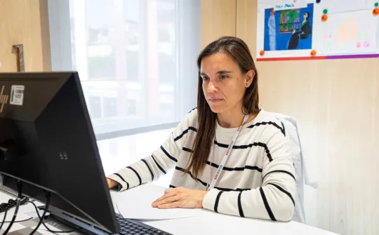 La doctora Júlia Marsal de Sant Joan de Déu en conferència amb membres de l'OPS