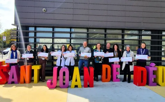 Donació i entrega cor d'or MUA Solidaris