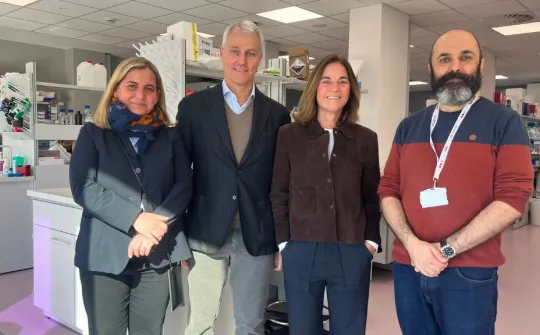 Fundación Small ha donado un equipo al laboratorio oncológico