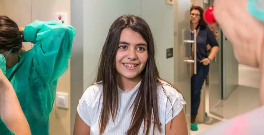 Una pacient espera en la Unitat de Cirurgia Ambulatòria de l'Hospital Sant Joan de Déu Barcelona