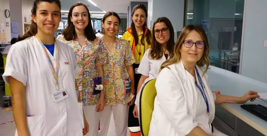 Equipo de médicos internas residentes del Hospital Sant Joan de Déu Barcelona