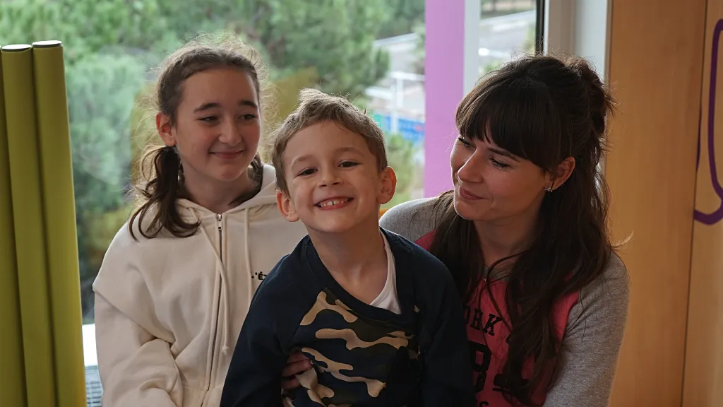 Ivan on a visit to the SJD Barcelona Children's Hospital, with his mother and sister. Ivan on a visit to the SJD Barcelona Children's Hospital, with his mother and sister.