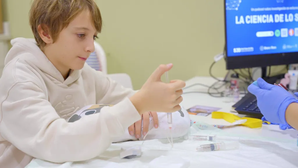 Un paciente utilizando el programa Aprend-HEMOS programa Aprend-HEMOS coagulopatías congénitas sant joan de déu