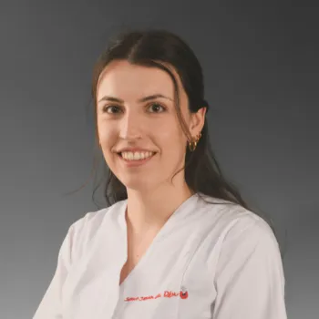 Clara Martín, optometrist at SJD Barcelona Clara Martín, optometrist at SJD Barcelona