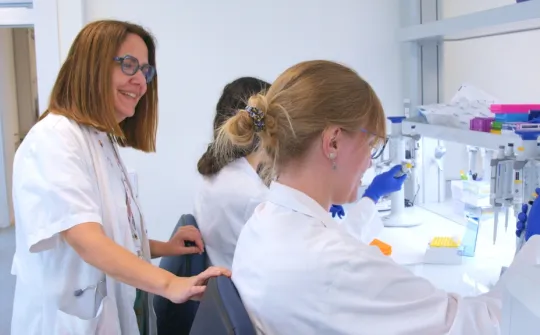 Susana Rives and some of her team at the hospital Susana Rives at the laboratories of SJD Barcelona Children’s Hospital