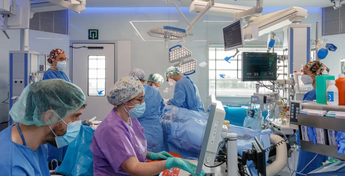 Medical professionals working in theatre during a surgical operation at the SJD Barcelona Children's Hospital